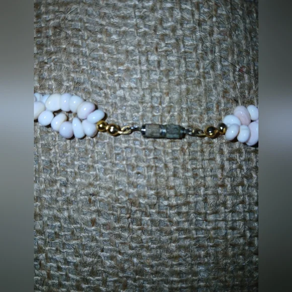 Vintage Bib Necklace/ Chocker Faux Mother Pearl/Genuine Shell Beads - Picture 6 of 6